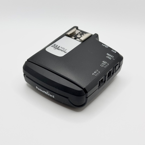 PocketWizard Transceiver & Transmitter - Picture 3 of 9